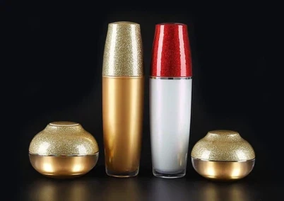 Auksiniai kosmetikos indai